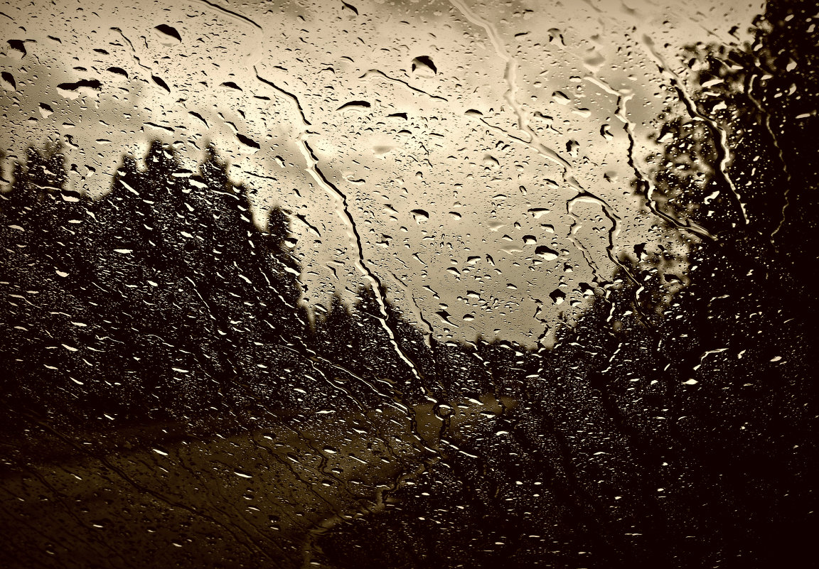 Дождь за окном :-( - Михаил Цегалко