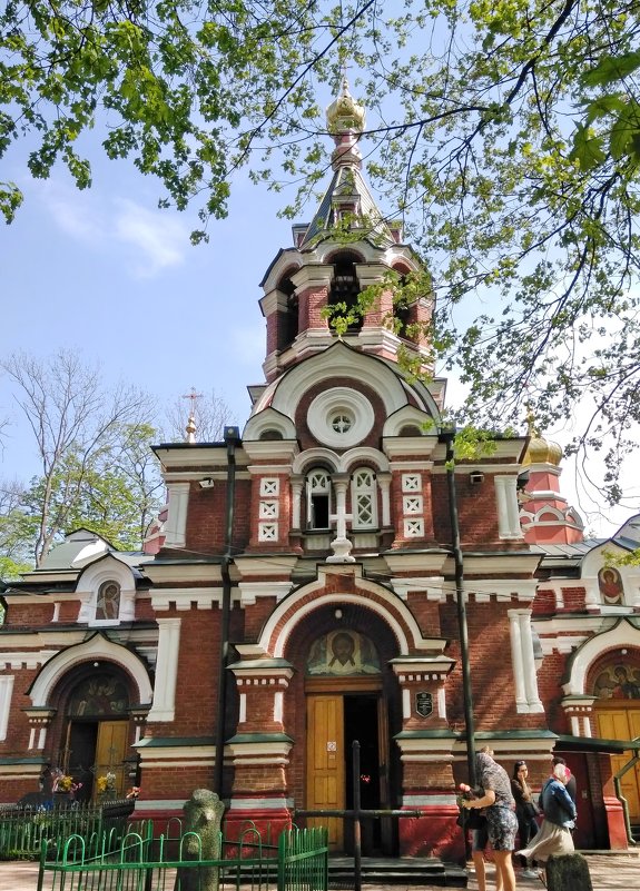 Вход в церковь  Александра Невского, г. Минск - Tamara *