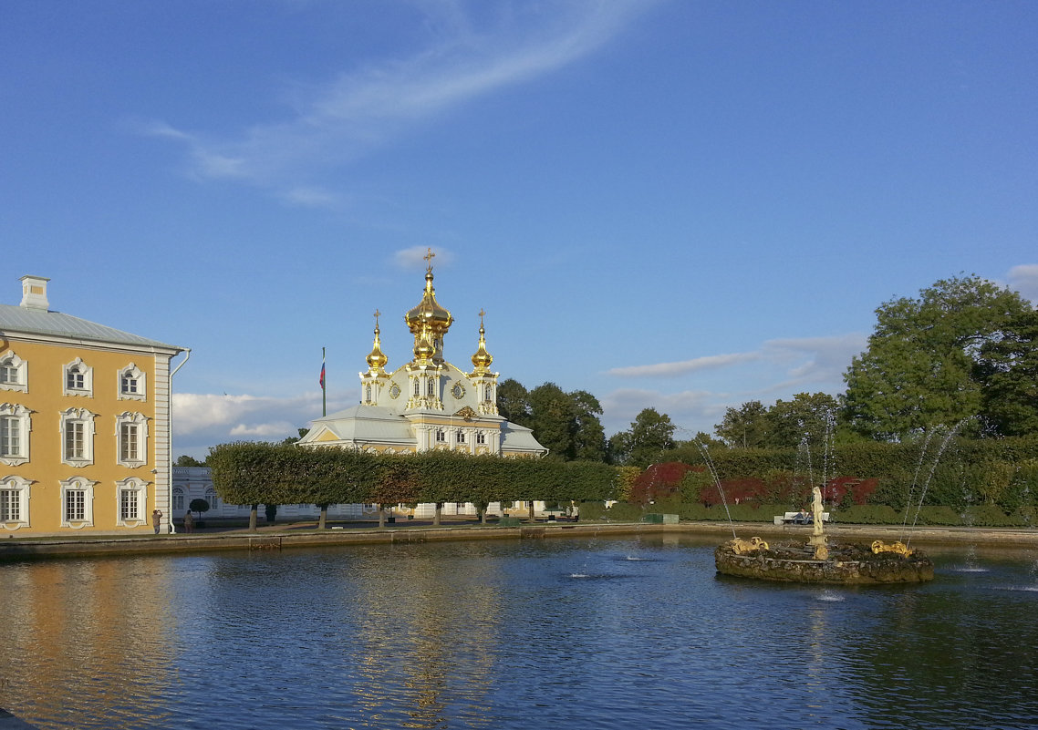 Дворцовая церковь святых апостолов Петра и Павла. Петергоф. - Олег Кузовлев