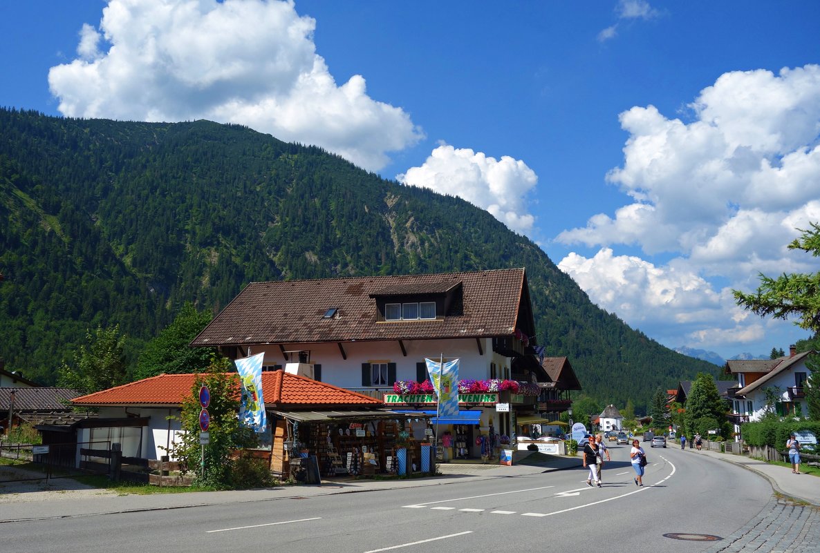 Деревня Обераммергау / Oberammergau, находящаяся в баварских Альпах, известна всему миру... - Galina Dzubina