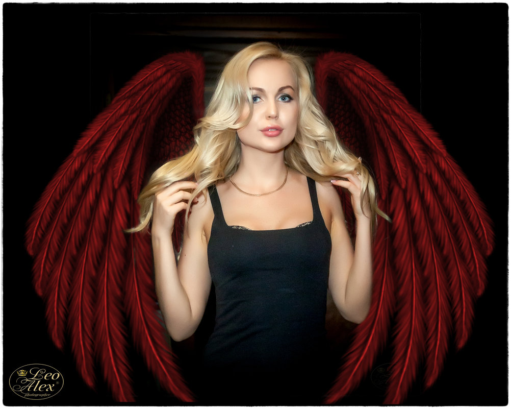 Angel or Demon? Women! - Leo Alex Foto