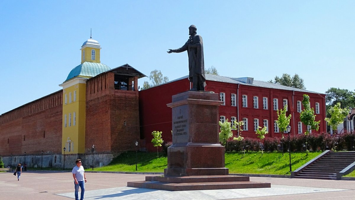Памятник князю Владимиру - Милешкин Владимир Алексеевич 