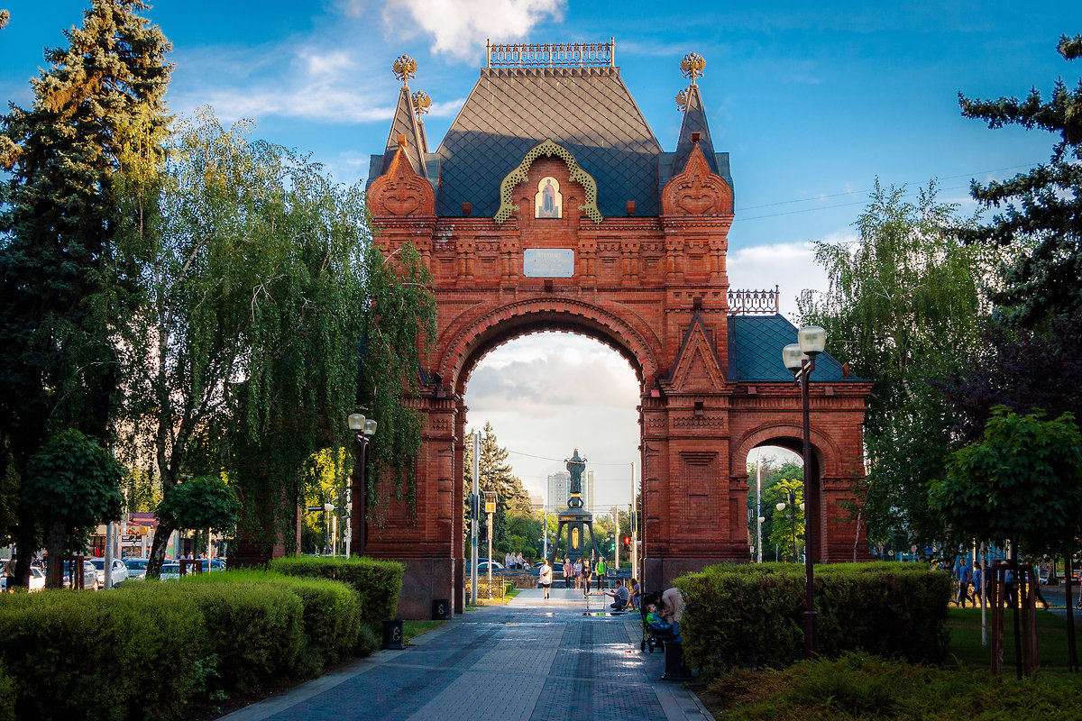 Александровская триумфальная арка (Царские ворота) - Krasnodar Pictures