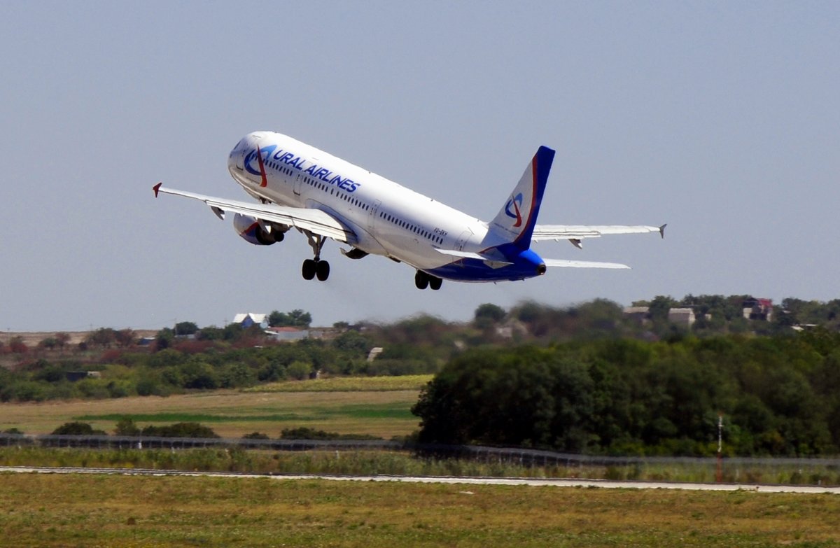 URAL AIRLINES - vg154 