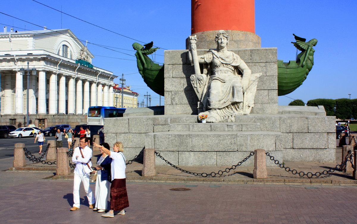 САНКТ-ПЕТЕРБУРГ В АВГУСТЕ - Николай Гренков