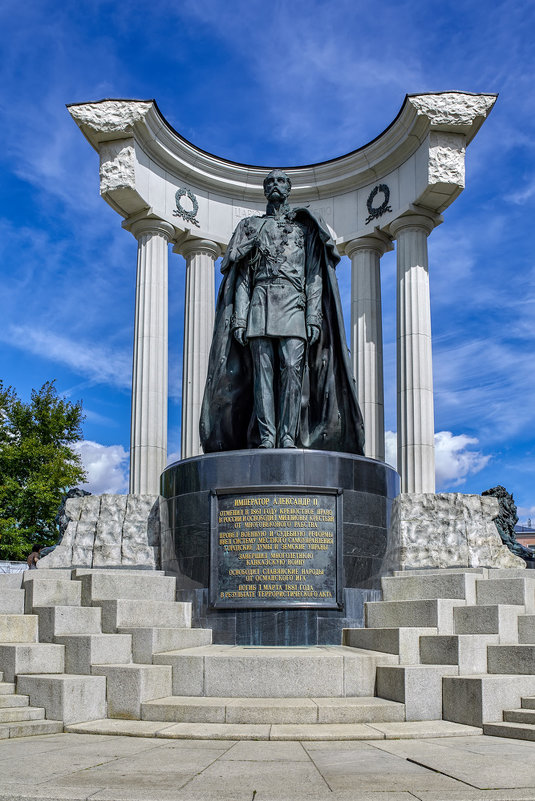 Памятник императору Александру II - Николай Николенко