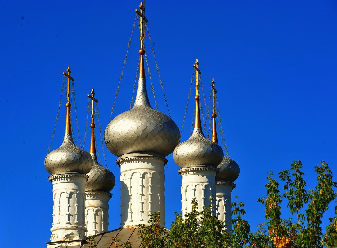 Ввысь к божьей благодати... Храм апостолов Петра и Павла в городе Мценск,Орловская область - Леонид Абросимов