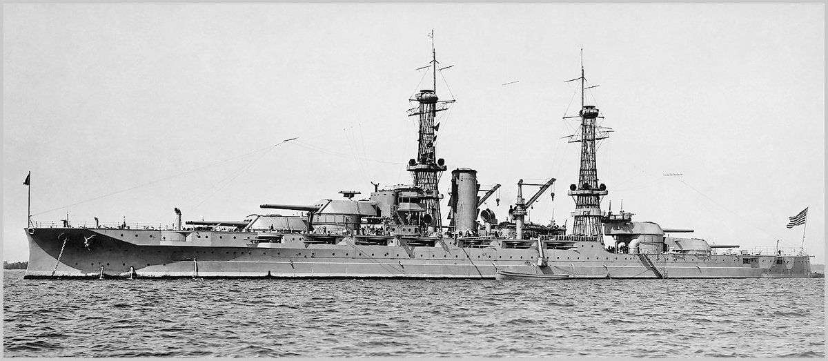 Battleship USS "Arizona" at anchor. - Александр 