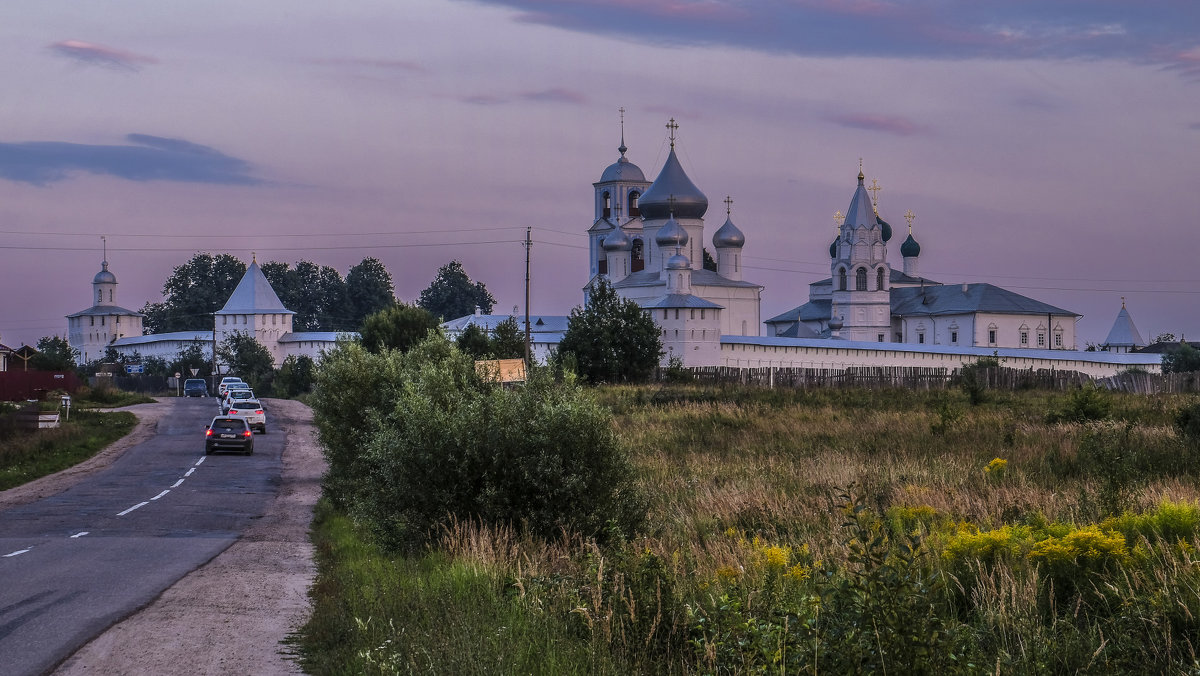 Коллекция чайников Никитский монастырь