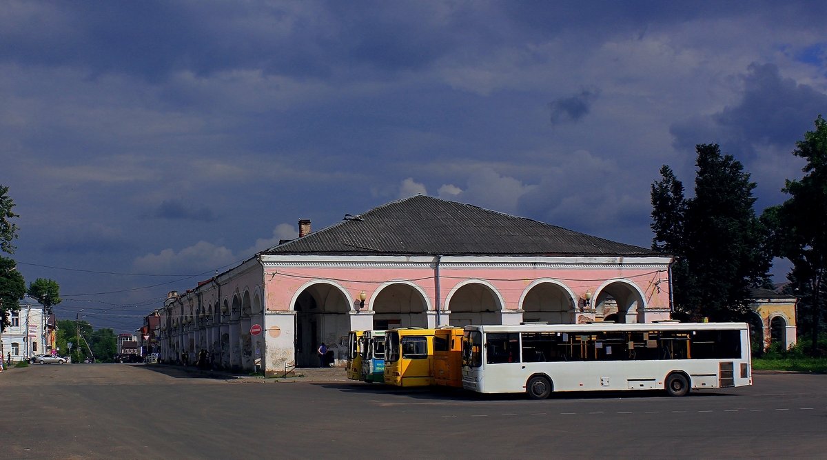 Провинциальные прогулки - Светлана Ра 