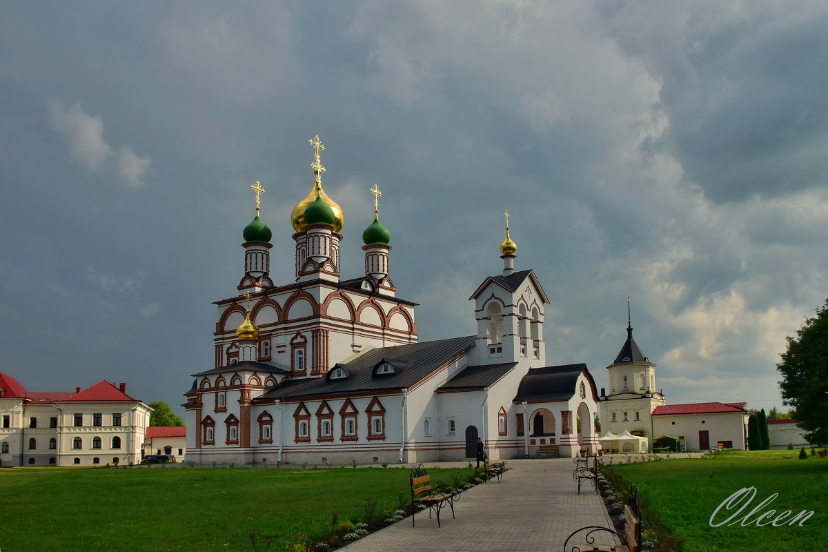 В Варницом монастыре - Olcen Len