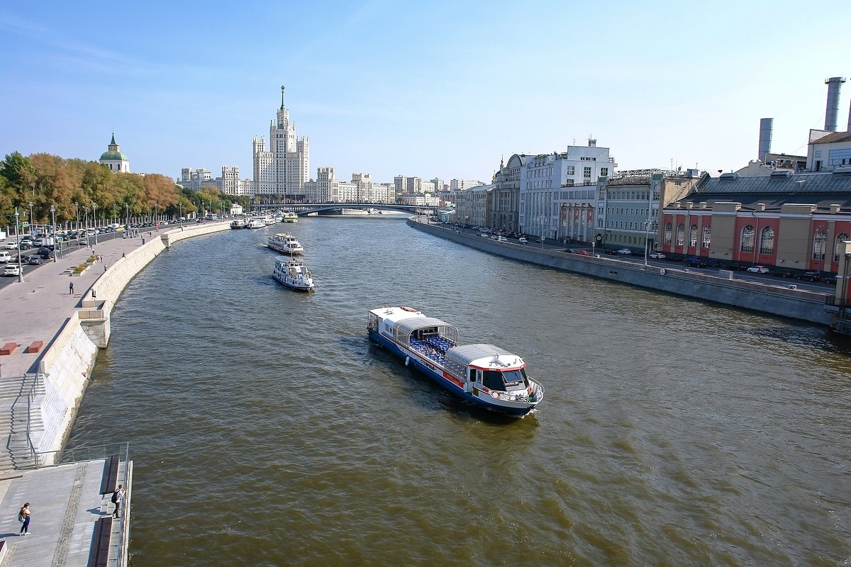 Москва. - Александр Романов 