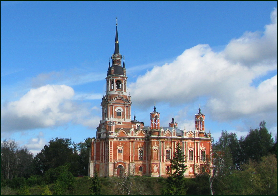 Можайский Кремль храм