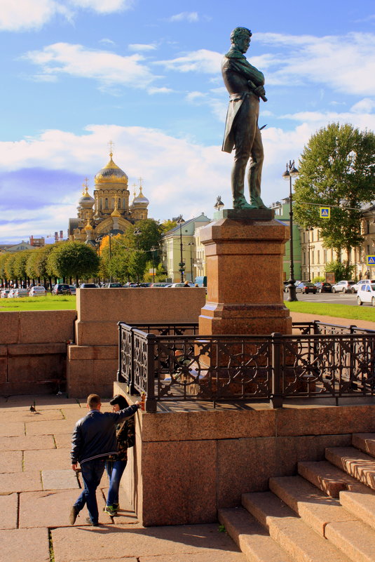 САНКТ-ПЕТЕРБУРГ, СЕНТЯБРЬ - Николай Гренков