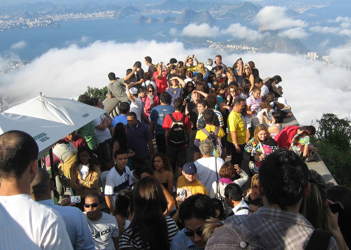 Фотосессия в облаках (у статуи Христа в Рио-де-Жанейро) - ZNatasha -