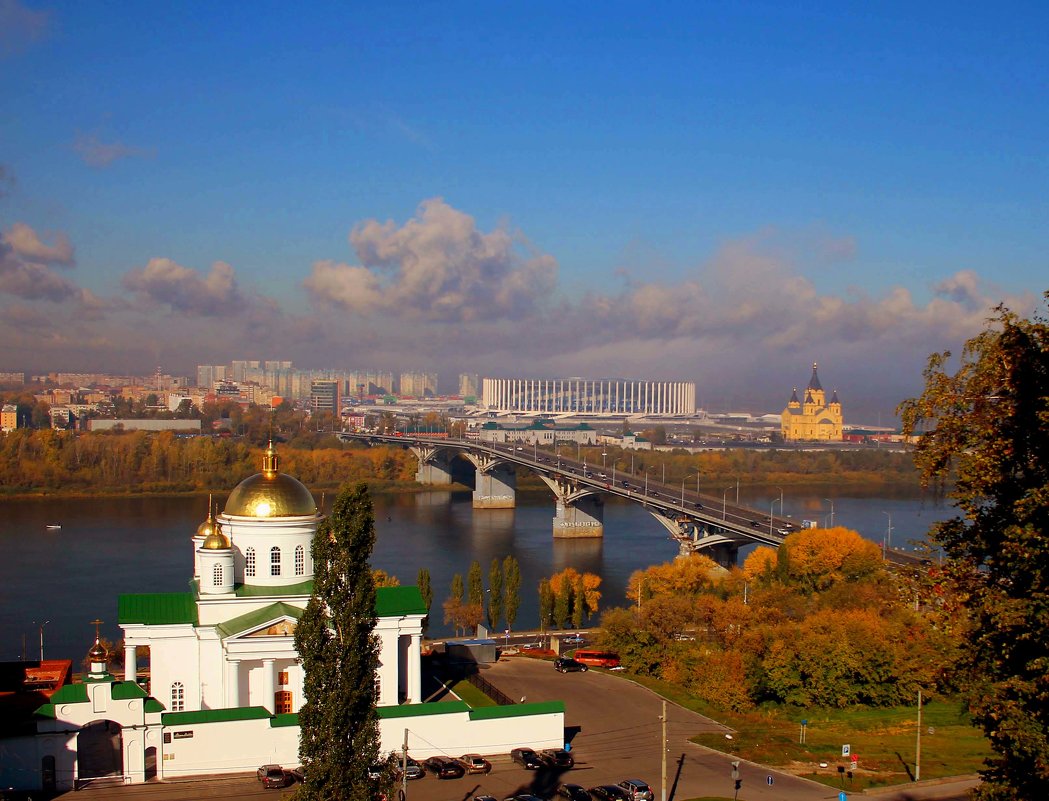 Осенние краски города. - Наталья Сазонова