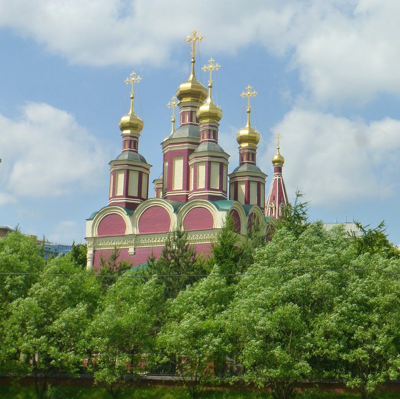 Церковь на Юго-Западе Москвы. - Alexey YakovLev