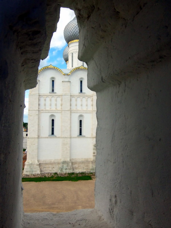 В ростовском Кремле - Елена 