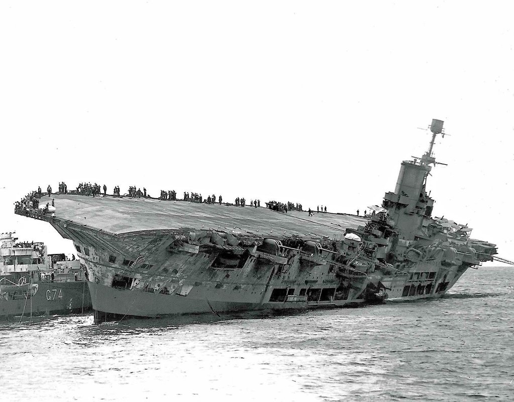 "HMS Ark Royal".последние минуты 14.11.1941. - Александр 