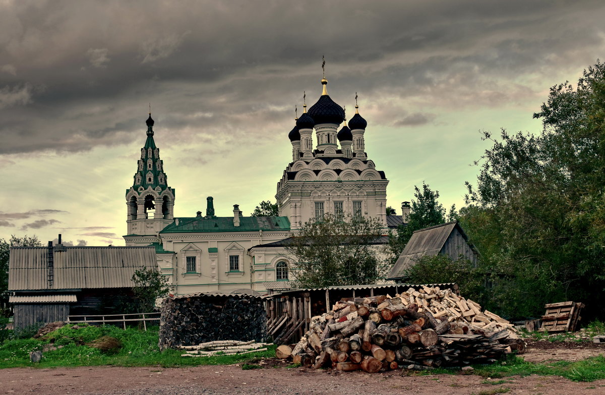 Троицкий храм - Ирина Ярцева