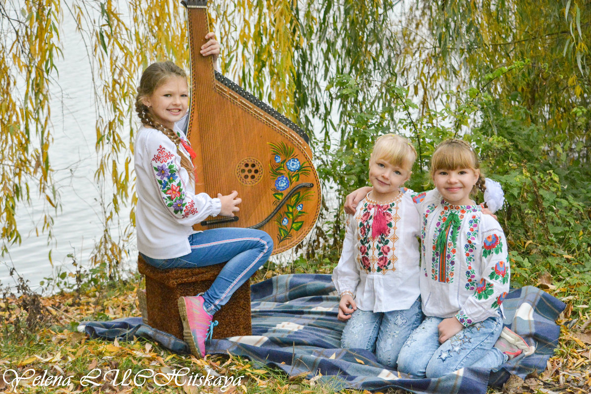 Украинские традиции - Yelena LUCHitskaya