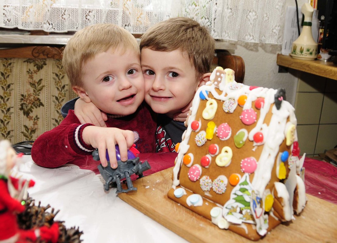 Пред рождественские  хлопоты,внуки  еще  маленькие - backareva.irina Бакарева