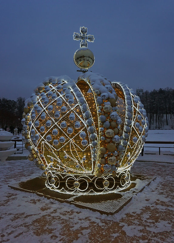 Большая корона ... - Лариса Корженевская
