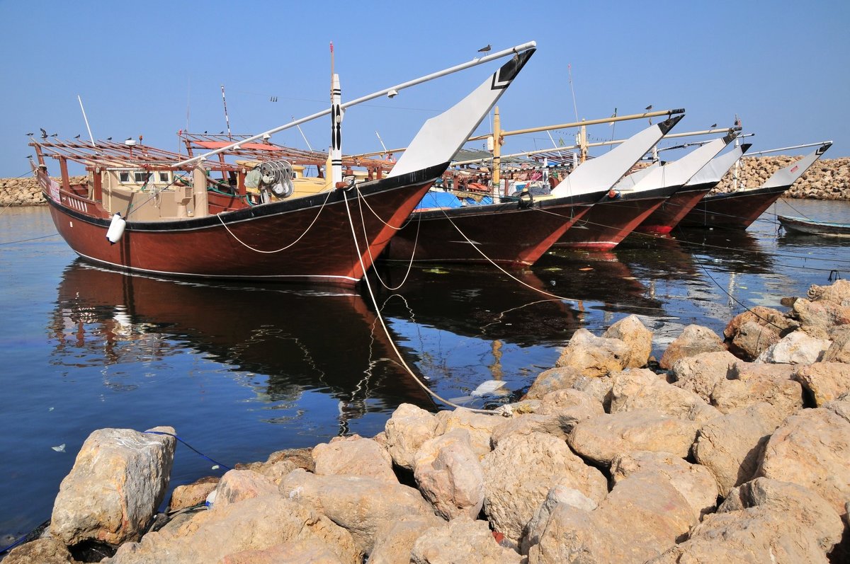 такими новыми старыми лодками, плавали раньше до Китая из Омана - Георгий А