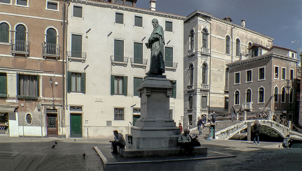 Venezia. Piazza Santa Fosca. Il Monumento A Paolo Sarpi. - Игорь Олегович Кравченко