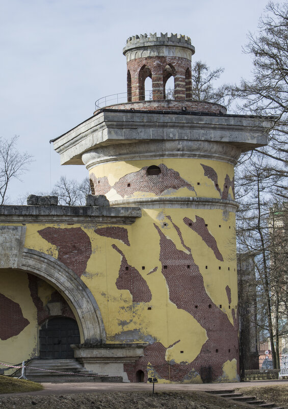 Башня-руина - Александр Петров