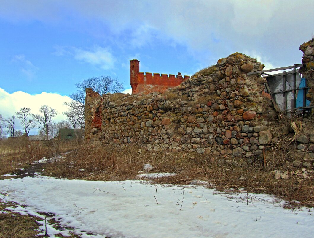 Западная часть замка - Сергей Карачин