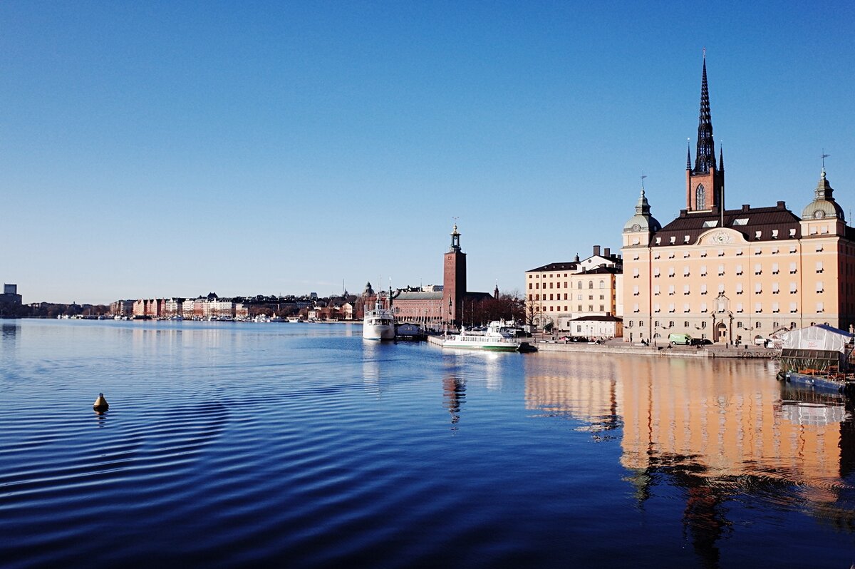 Стокгольм, справа остров Riddarholmen - wea *