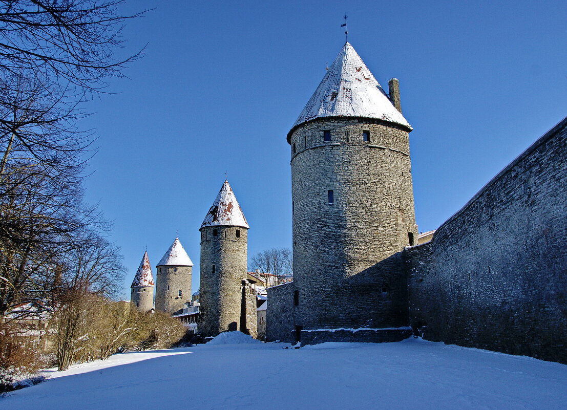 Крепостные стены и башни Таллинна - Андрей K.