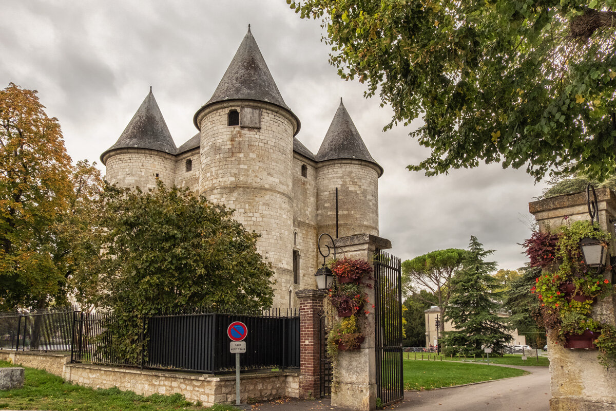 Франция. Вернон. Башенный замок (Château des Tourelles). - Надежда Лаптева