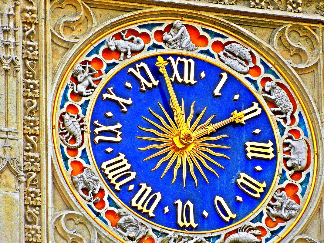 часы на башне церкви  Сен-Жермен-л’Осеруа - Александр Корчемный