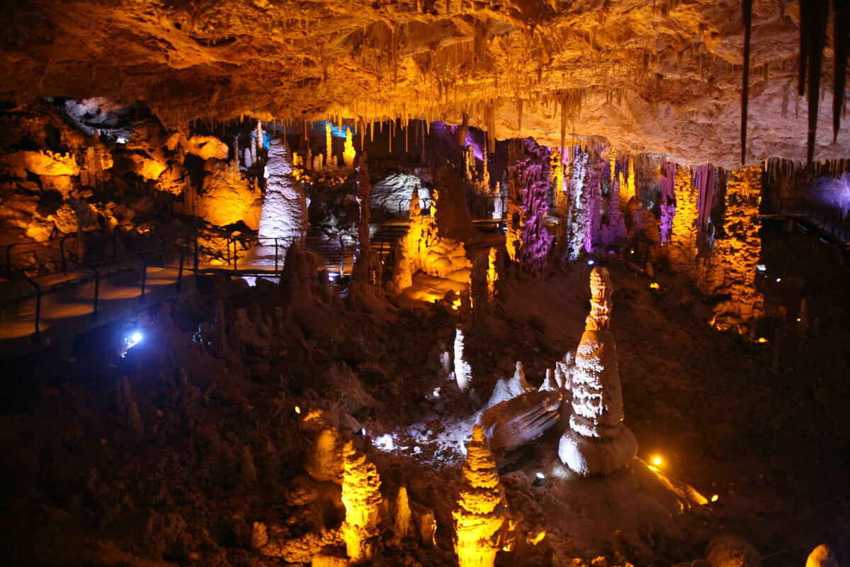 пещера Сорек: Одна из самых красивых пещер не только Израиля, но и мира фото 1 - сашка ярмарков