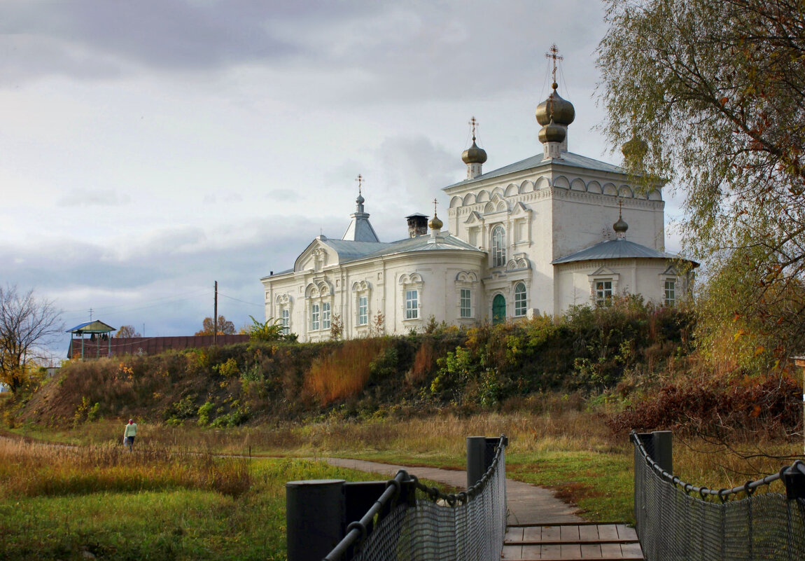 Городок провинциальный. Мариинский Посад - Ната Волга