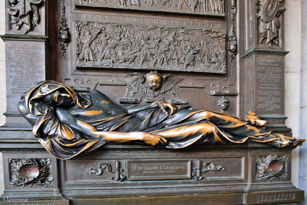 "Умирающий рыцарь" - памятник лорду Эверард Серклас. - Татьяна Ларионова