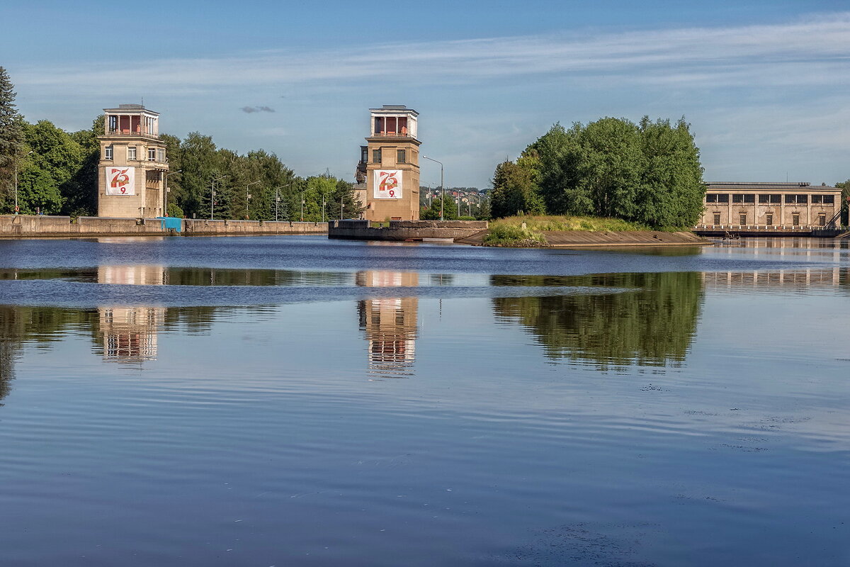 Вход в шлюз №3 Канала имени Москвы в Яхроме. - Анатолий. Chesnavik.