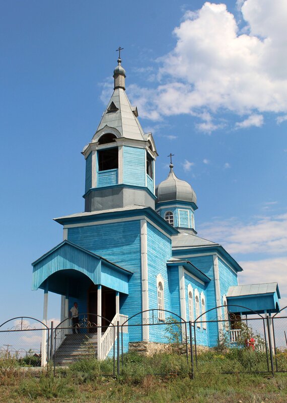 Церковь в Неплюевке. - Владимир Помазан