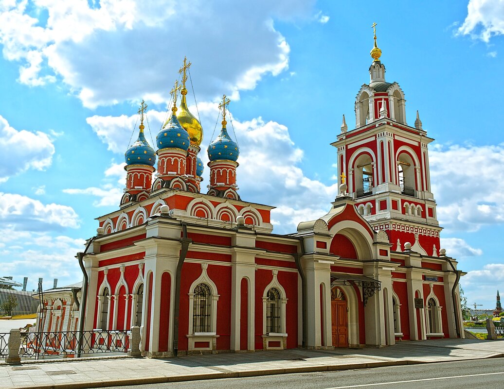 Церковь  Георгия  Победоносца  на  Псковской  горе - Русский Шах Гончар