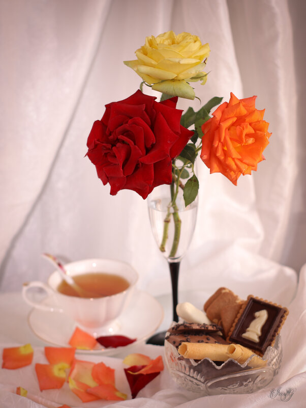 Чаепитие с розами - Irene Irene