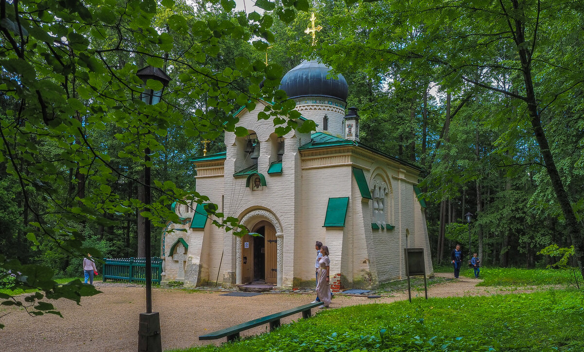 Церковь Спаса Нерукотворного в Абрамцево - юрий поляков