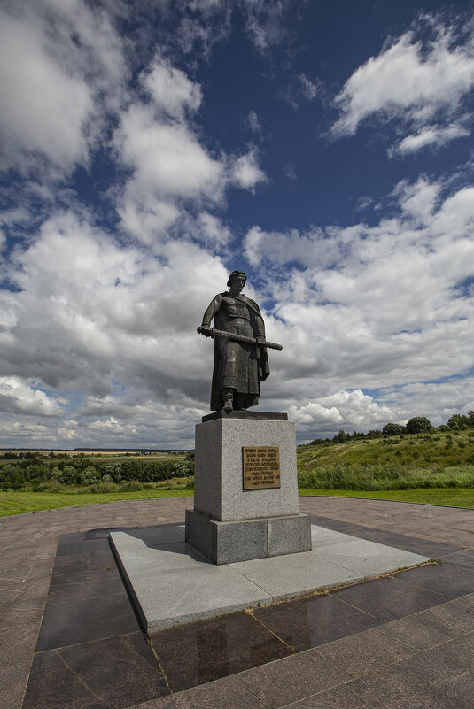 Памятник Дмитрию Донскому в селе Монастырщино - Светлана Карнаух