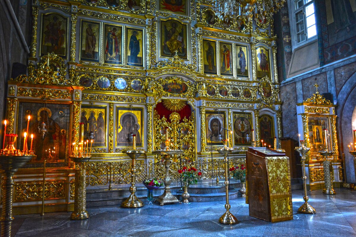 Иконостас  Всехсвятской  церкви - Русский Шах Гончар