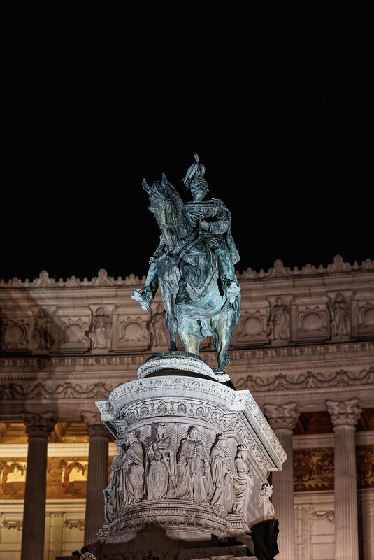 Памятник королю Виктору Эммануилу II. Рим. Италия - Олег Кузовлев