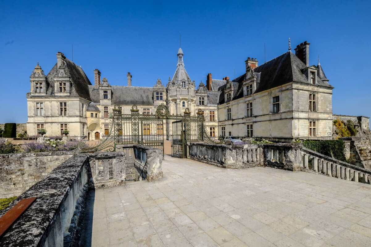 Замок Сент-Эньан (Chateau de Saint Aignan) - Георгий А