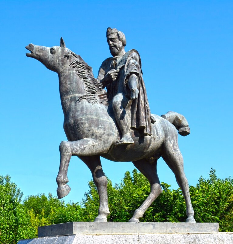 Князь Ашот III Вогормац на лошади - Русский Шах Гончар