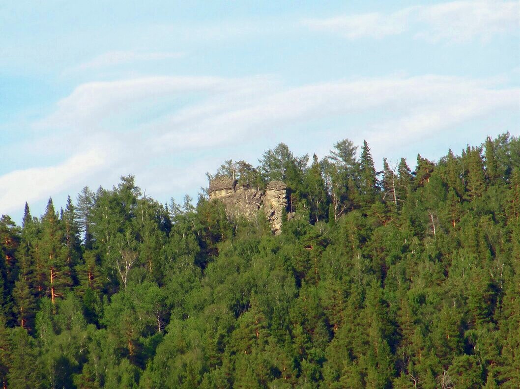 "Замок" на горе - Вера Щукина