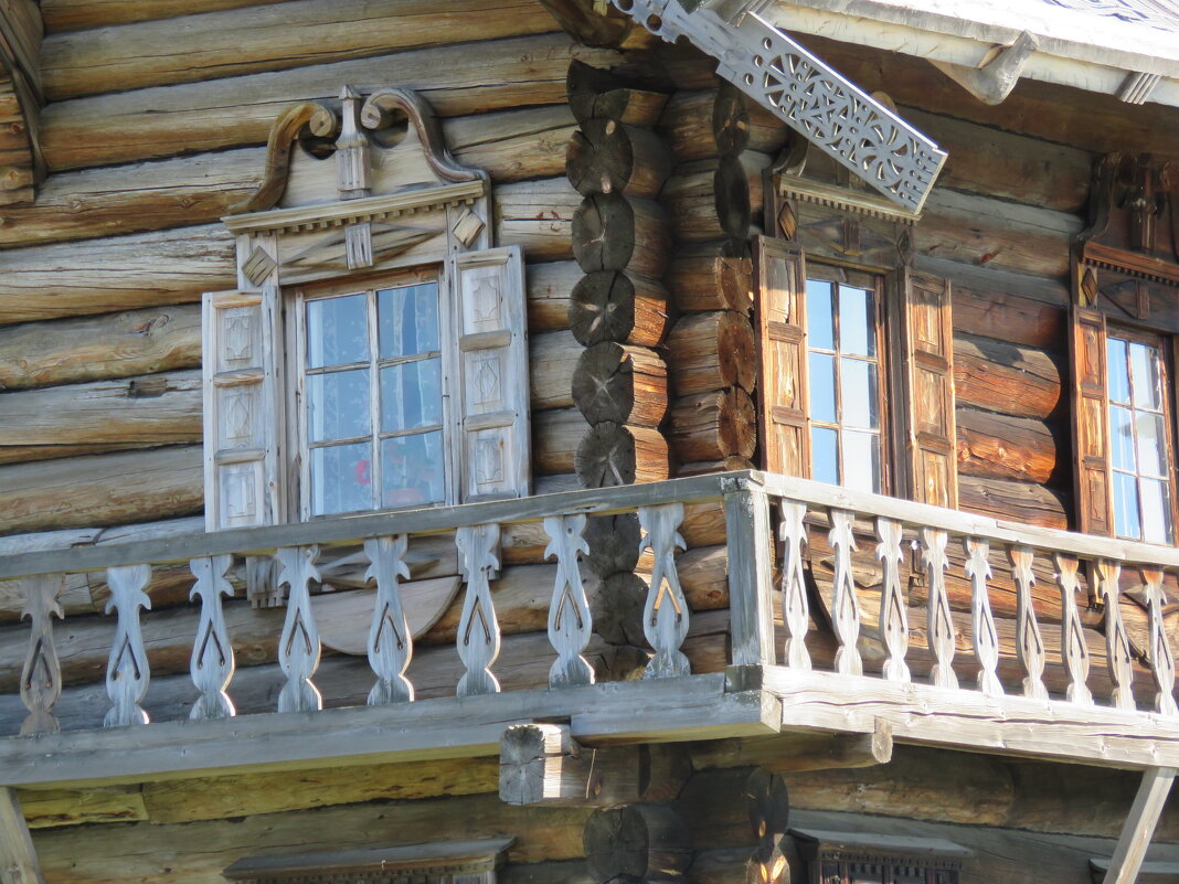 Балкон дома Ошевнева - ИРЭН@ .